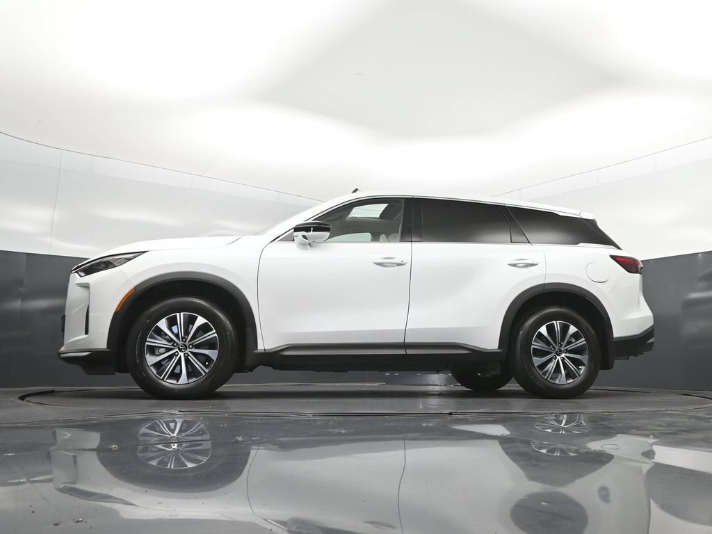 Used 2026 INFINITI QX60 Pure w/ Cargo Package FWD image 40
