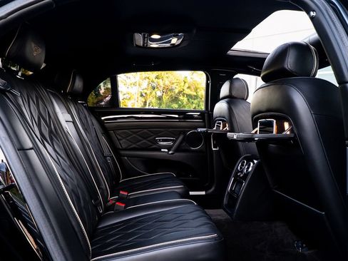 Used 2015 Bentley Flying Spur V8 AWD/4WD image 38