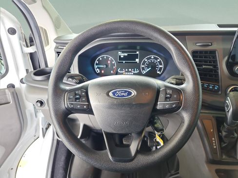 Used 2020 Ford Transit 350 XLT image 11