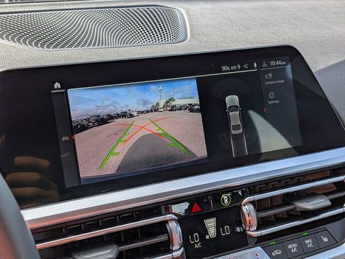 Used 2022 BMW 330i Sedan w/ Driving Assistance Package image 25