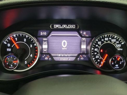 Used 2019 RAM 2500 Laramie image 11