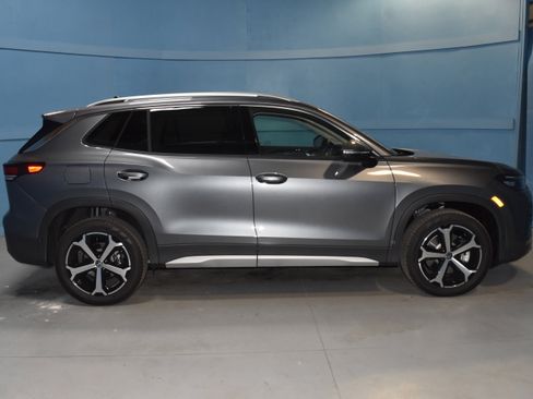 New 2026 Volkswagen Tiguan SE AWD/4WD image 18