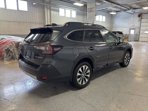 Used 2024 Subaru Outback Limited image 5