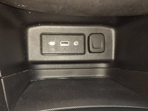 Used 2024 Chevrolet Equinox LT AWD/4WD image 23