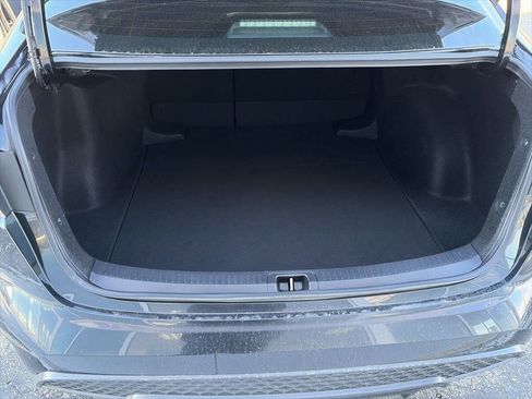 Used 2022 Toyota Corolla SE image 20