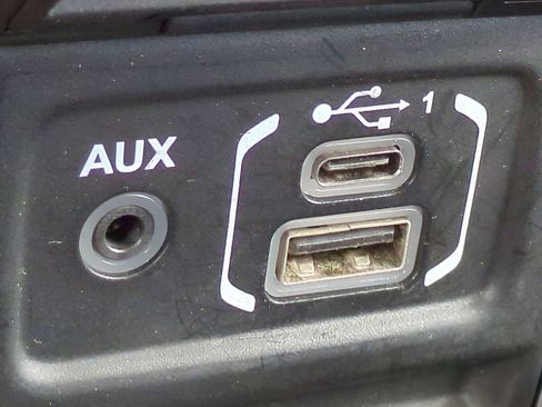 Used 2021 Jeep Wrangler Unlimited Sport image 21