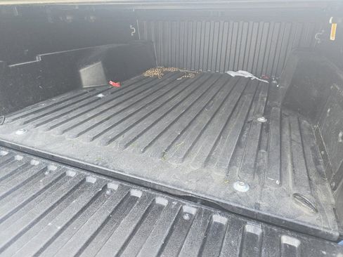 Used 2019 Toyota Tacoma SR5 image 14