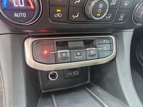 Used 2021 GMC Acadia Denali w/ Denali Technology Package FWD image 24