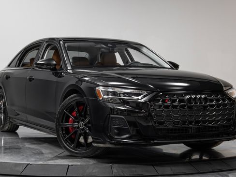 Used 2023 Audi S8 4.0T quattro image 30