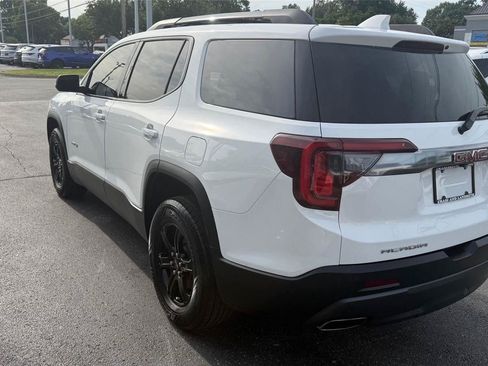 Used 2023 GMC Acadia AT4 w/ Technology Package AWD/4WD image 5
