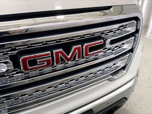 Used 2020 GMC Sierra 1500 SLT w/ SLT Premium Plus Package image 30