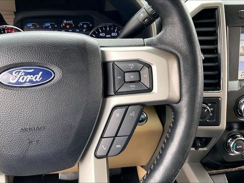 Used 2019 Ford F250 Lariat w/ Lariat Ultimate Package AWD/4WD image 18