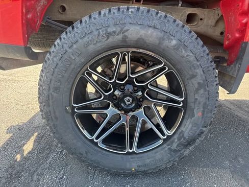 Used 2022 Chevrolet Silverado 1500 Custom w/ LPO, Dark Essentials Package AWD/4WD image 29