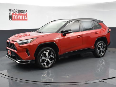 Used 2022 Toyota RAV4 XSE image 8