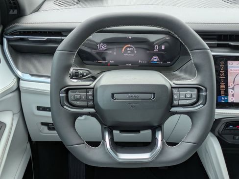 New 2026 Jeep Cherokee Overland AWD/4WD image 19