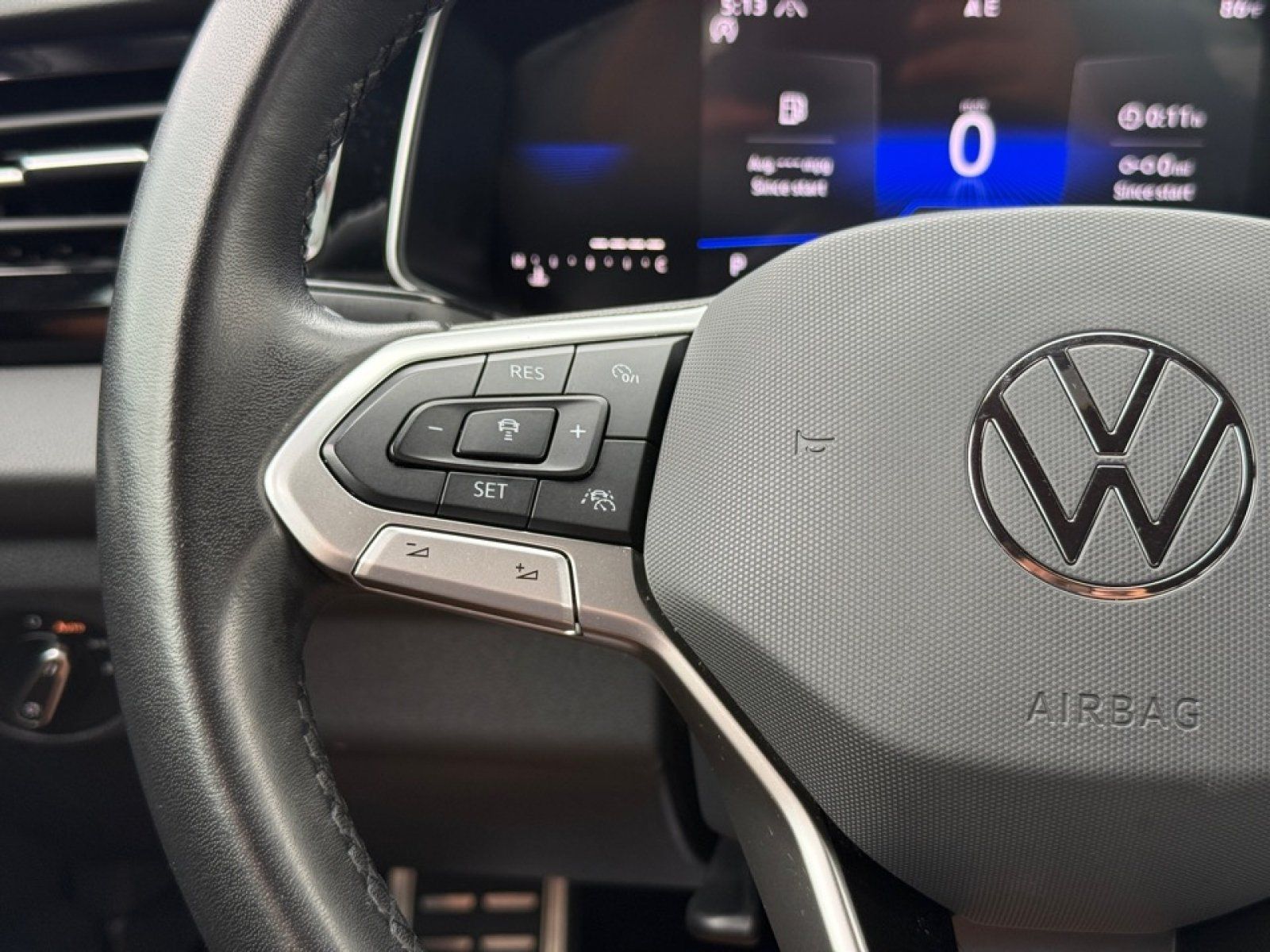 Used 2025 Volkswagen Jetta Sport FWD image 20