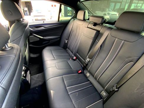 Used 2022 BMW 540i w/ Executive Package image 20