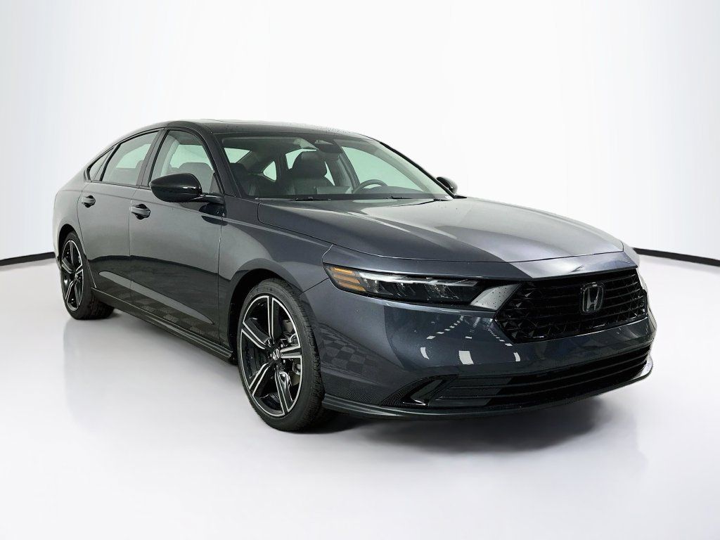 Used 2026 Honda Accord SE image 2
