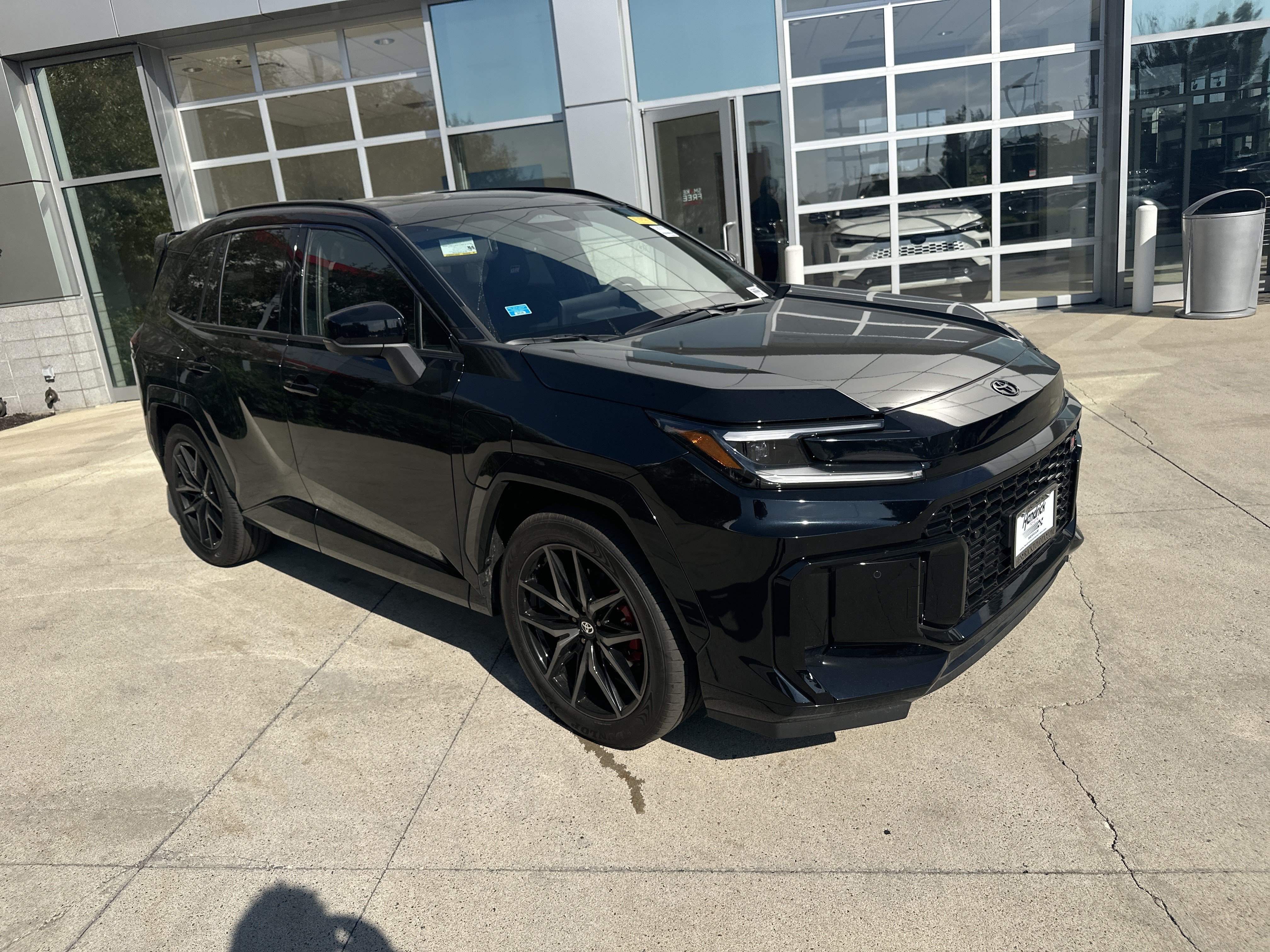 Used 2026 Toyota RAV4 AWD Plug-in Hybrid image 2
