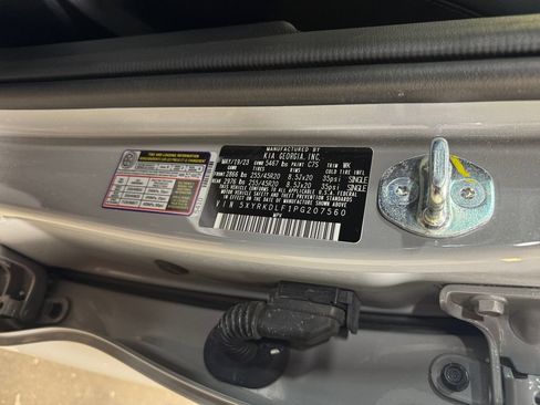 Certified 2023 Kia Sorento SX AWD/4WD image 31