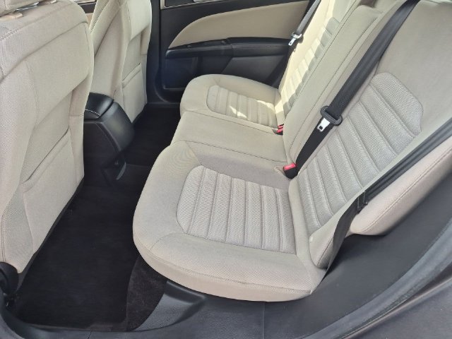 Used 2018 Ford Fusion S FWD image 22
