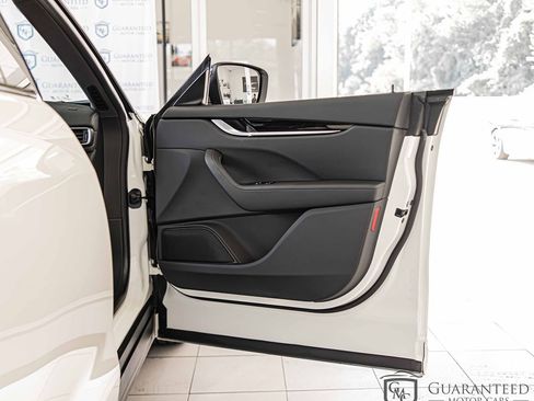 Used 2022 Maserati Levante GT image 44