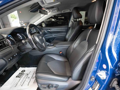 Used 2024 Toyota Camry SE FWD image 9