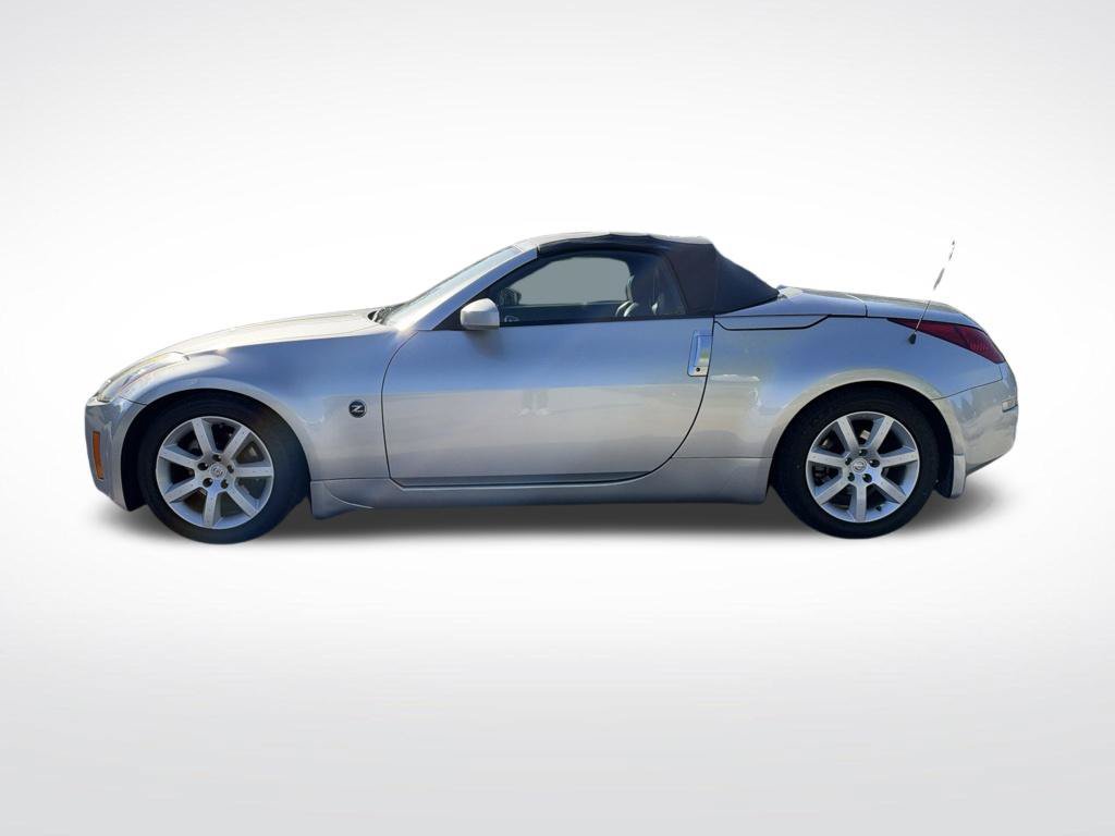 Used 2004 Nissan 350Z Touring RWD image 8
