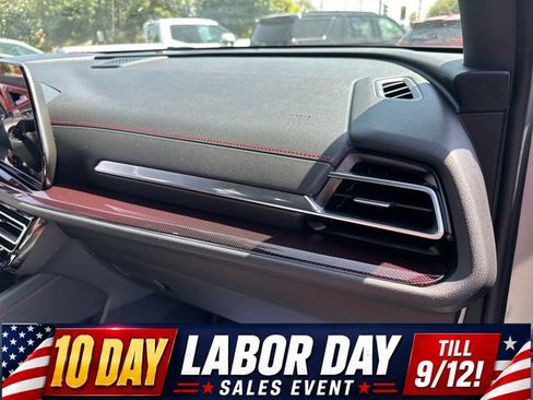 Certified 2024 Chevrolet Traverse RS w/ LPO, Floor Liner Package FWD image 28