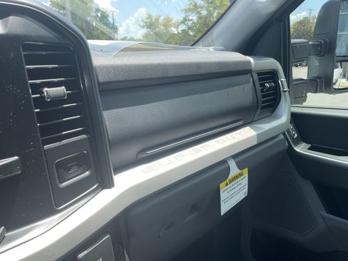 New 2025 Ford F350 XLT w/ 360-Degree Camera Package image 35