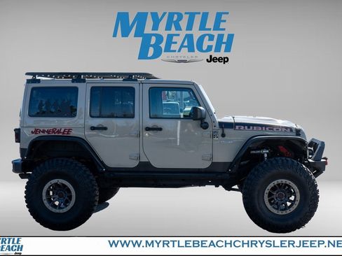 Used 2017 Jeep Wrangler Unlimited Rubicon image 7