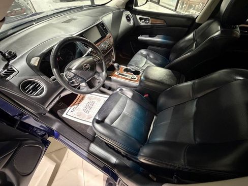 Used 2018 Nissan Pathfinder Platinum w/ Cargo Package AWD/4WD image 21