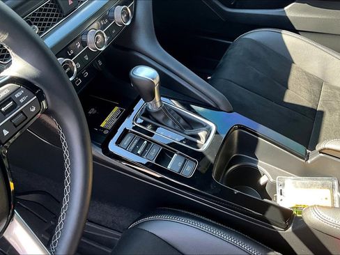 Used 2025 Acura Integra A-Spec image 18