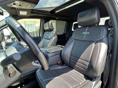 Used 2025 Ford F250 Platinum AWD/4WD image 30