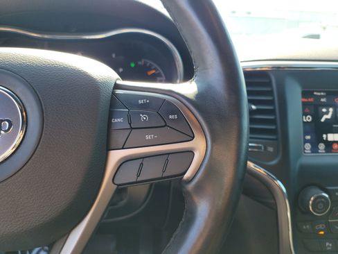 Used 2021 Jeep Grand Cherokee Freedom Edition AWD/4WD image 23