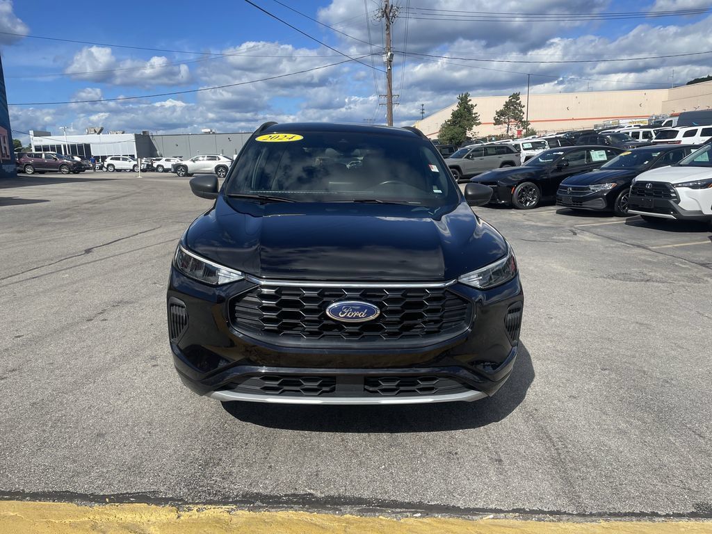 Used 2024 Ford Escape ST-Line FWD image 5