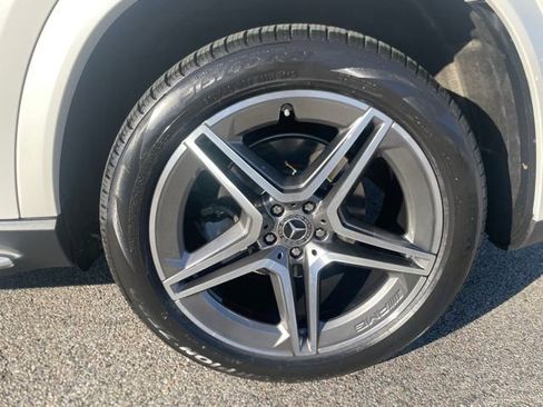 Certified 2022 Mercedes-Benz GLS 450 4MATIC image 6