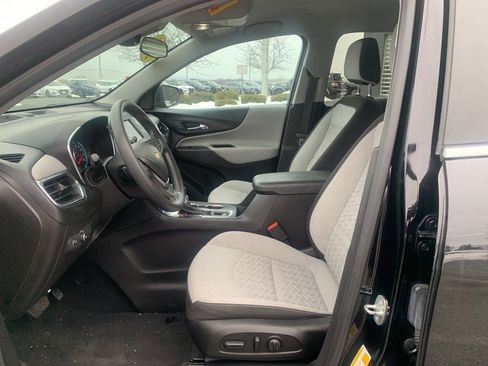 Used 2023 Chevrolet Equinox LT image 11