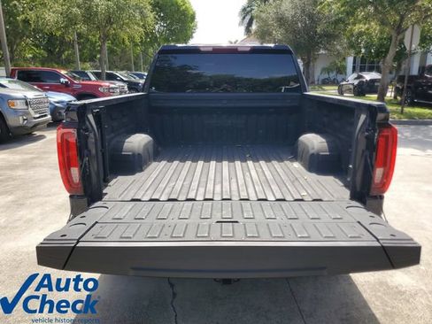 Used 2023 GMC Sierra 1500 SLT w/ SLT Premium Package AWD/4WD image 10