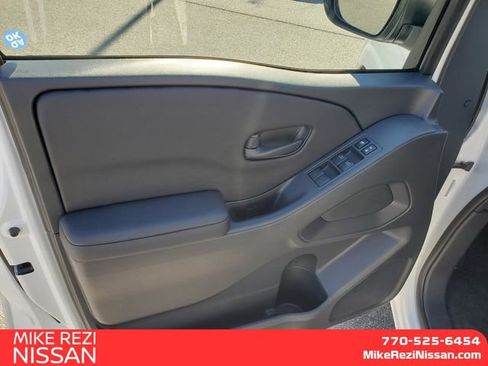 New 2026 Nissan Frontier S image 11