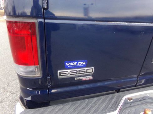 Used 2011 Ford E-350 and Econoline 350 Extended Super Duty w/ Commercial Cargo Van Pkg image 10