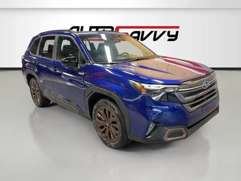 Used 2025 Subaru Forester Sport w/ Popular Package AWD/4WD image 1