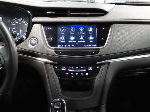 Used 2024 Cadillac XT6 Luxury FWD image 23