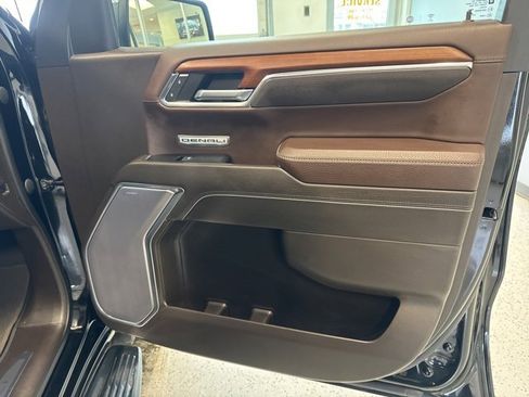 Used 2023 GMC Sierra 1500 Denali image 46