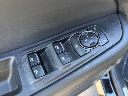 Used 2022 Ford Edge ST-Line AWD/4WD image 9