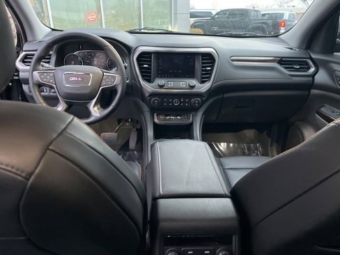 Used 2023 GMC Acadia AT4 w/ Technology Package image 18
