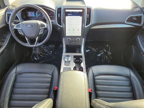 Certified 2023 Ford Edge SEL image 15