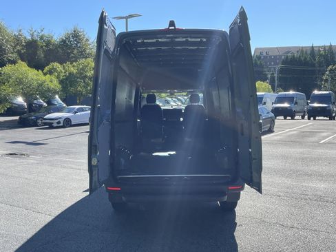 New 2025 Mercedes-Benz Sprinter 2500 image 14