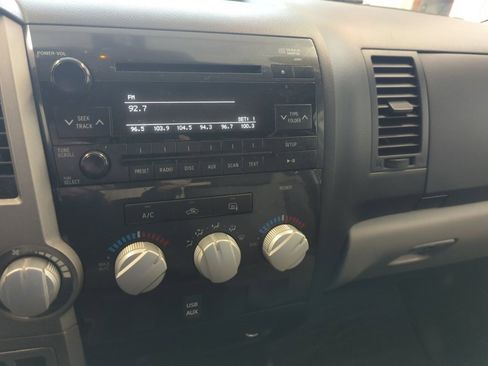 Used 2012 Toyota Tundra 4x4 Double Cab image 20