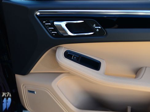 New 2026 Porsche Macan S AWD/4WD image 12